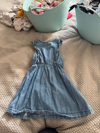 Robe en jean sans manche 