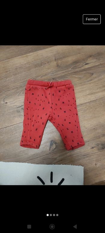Pantalon chaud Kiabi rouge 3 mois