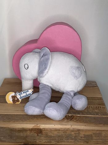 GDB02 doudou éléphant 🐘 grain de blé