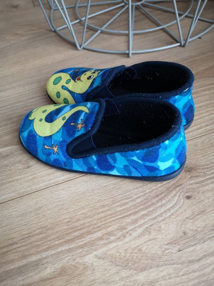 Chaussons 27 - photo numéro 2