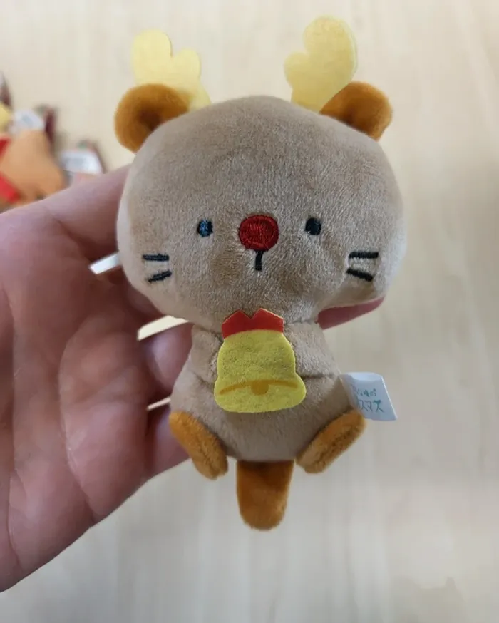 Mascotte Tsuburana hitomi no Christmas : loutre - photo numéro 2