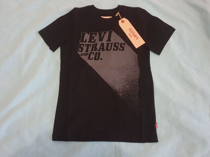 Levi's t-shirt taille 10 ans - photo numéro 2