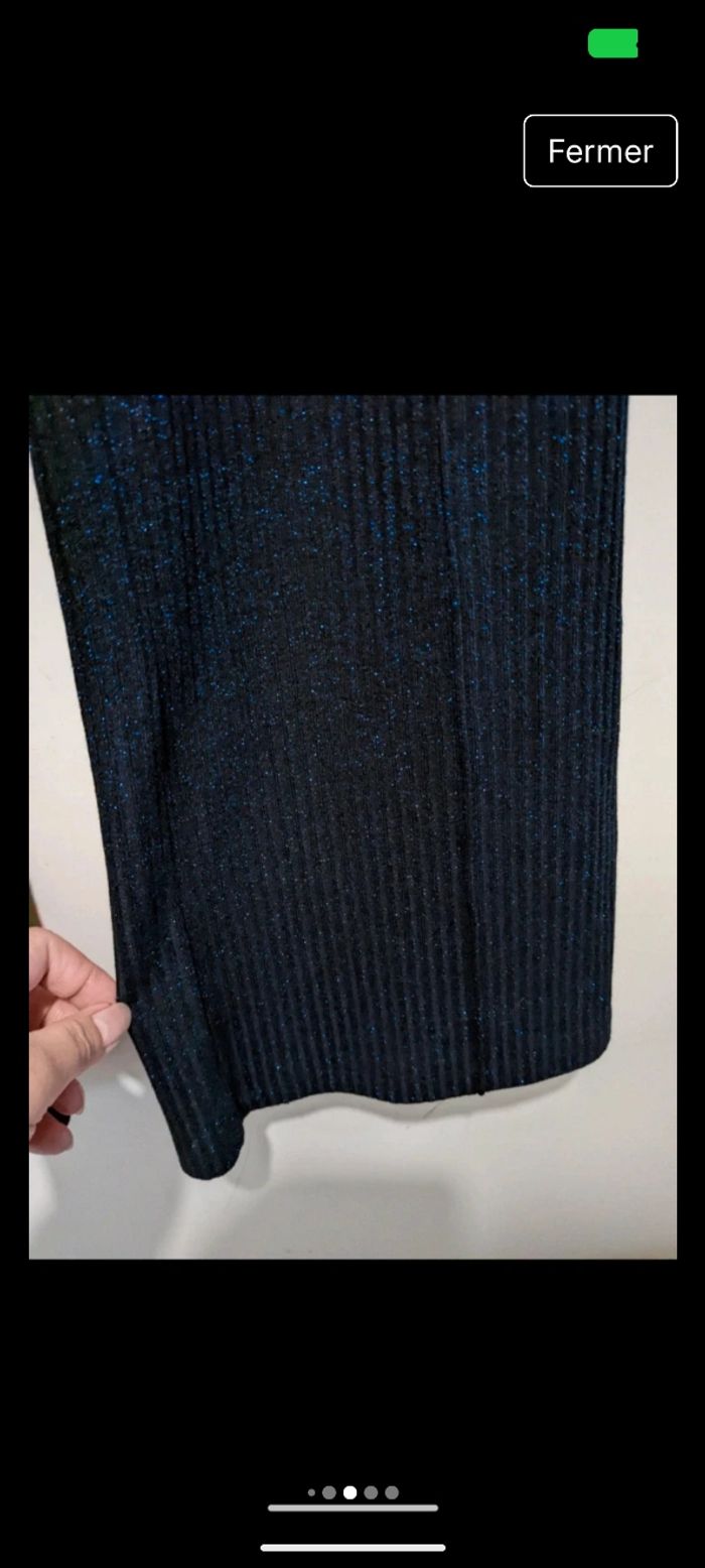 Magnifique pantalon Kiabi bleu marine à jambes larges en maille côtelées et pailleté. Taille 42 - photo numéro 7