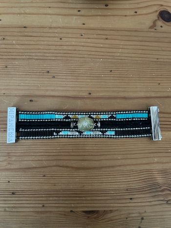 Bracelet Hipanema bleu et noir