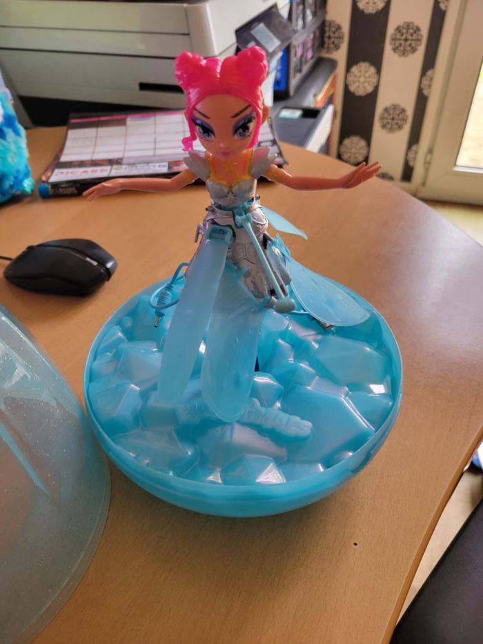 FEE VOLANTE VINTAGE HATCHIMALS - photo numéro 2