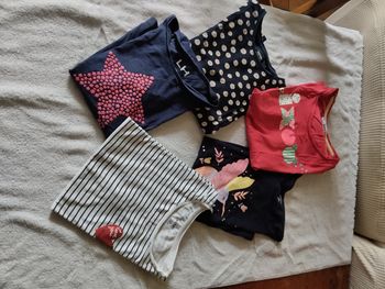 Lot tee shirt manches courtes