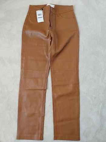Pantalon simili cuir neuf avec étiquette 