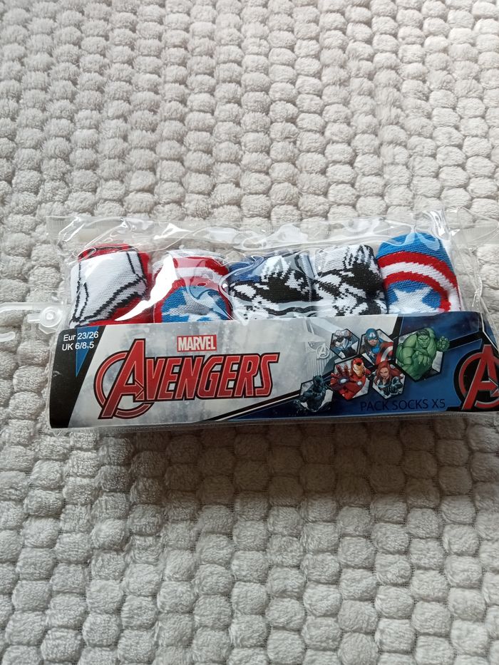 5 paires de chaussettes Avengers 23/26 - photo numéro 3