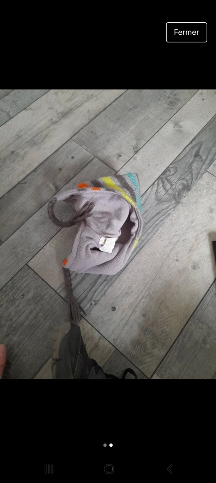 Bonnet - photo numéro 2