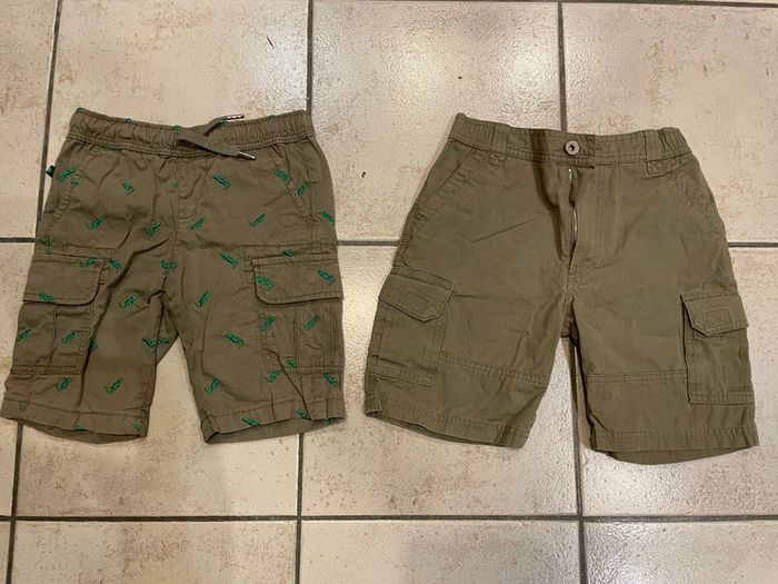 Lot de 2 shorts taille 6ans - photo numéro 2