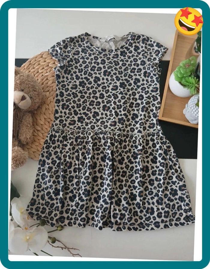 Robe H&M à motifs Taille 6 ans🌿💝