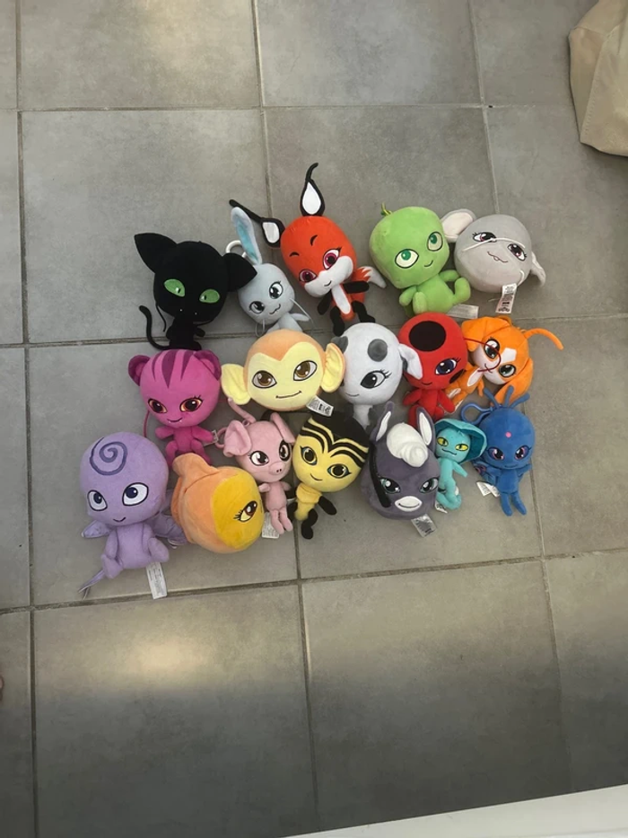 Lot peluche coccinelle Miraculous