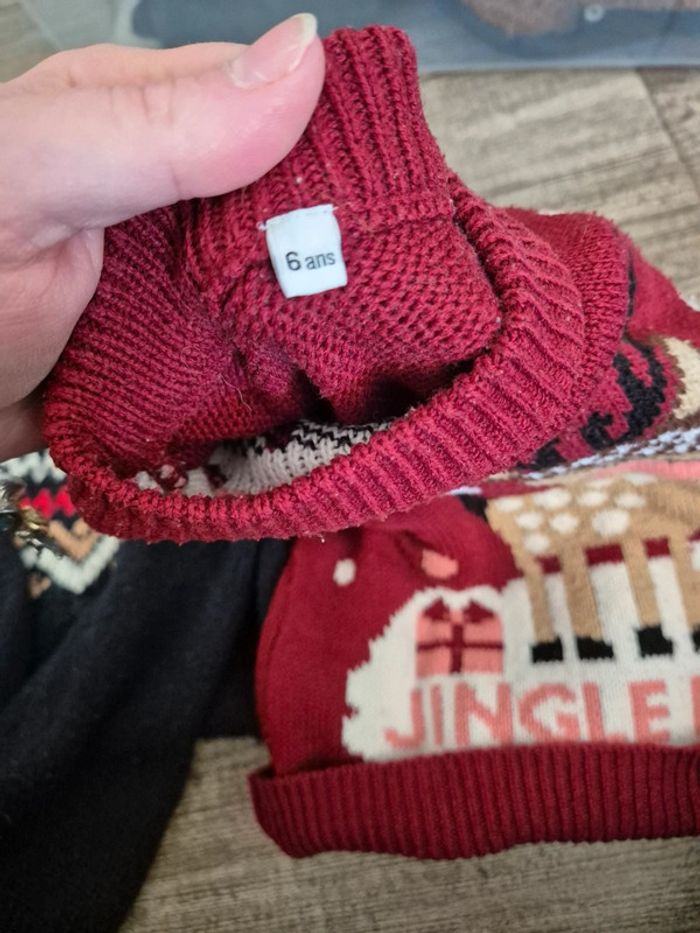 Pull moche de Noël taille 6ans - photo numéro 2