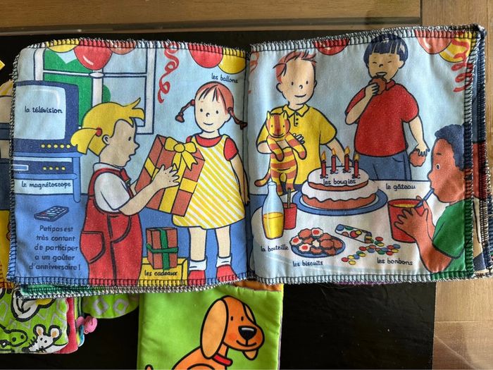 Lot livres bébé souple - photo numéro 2