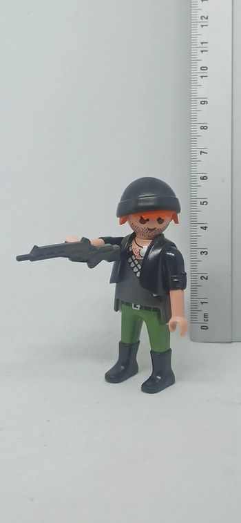Hme bandit voleur avec arme et bonnet noir playmobil
