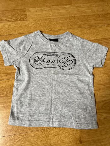 T-shirt Nintendo 4/5 ans