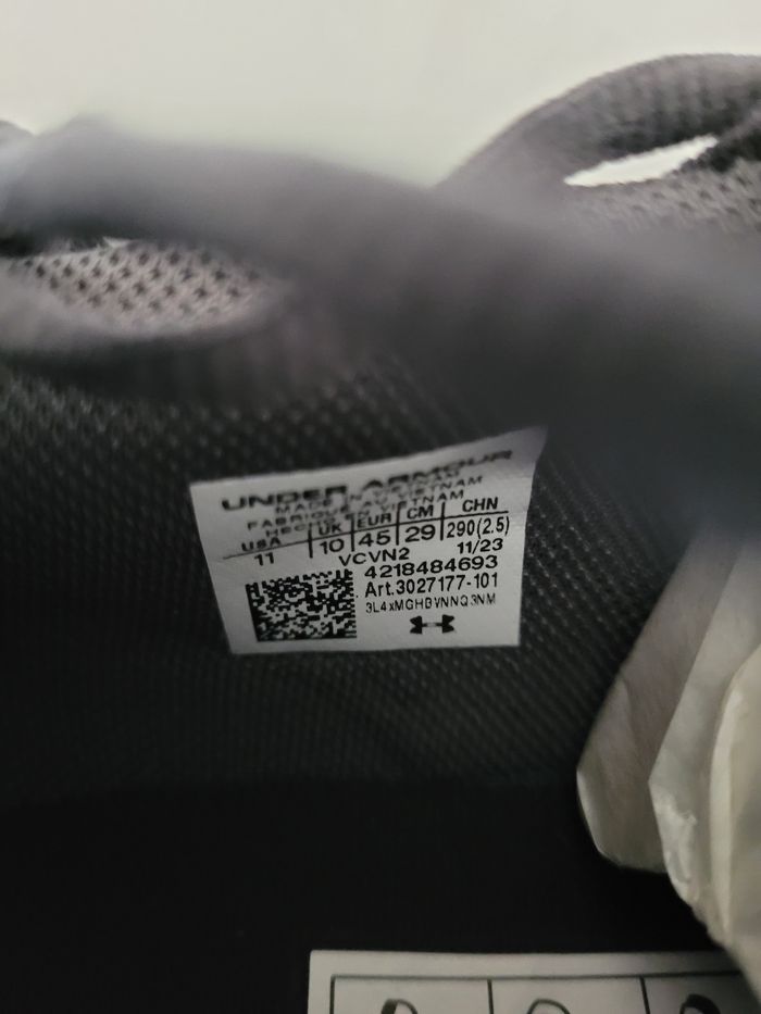 Baskets 45 under armour - photo numéro 7