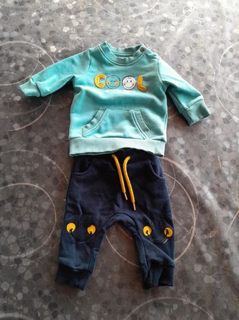 ensemble sweat et pantalon molleton 3mois Orchestra