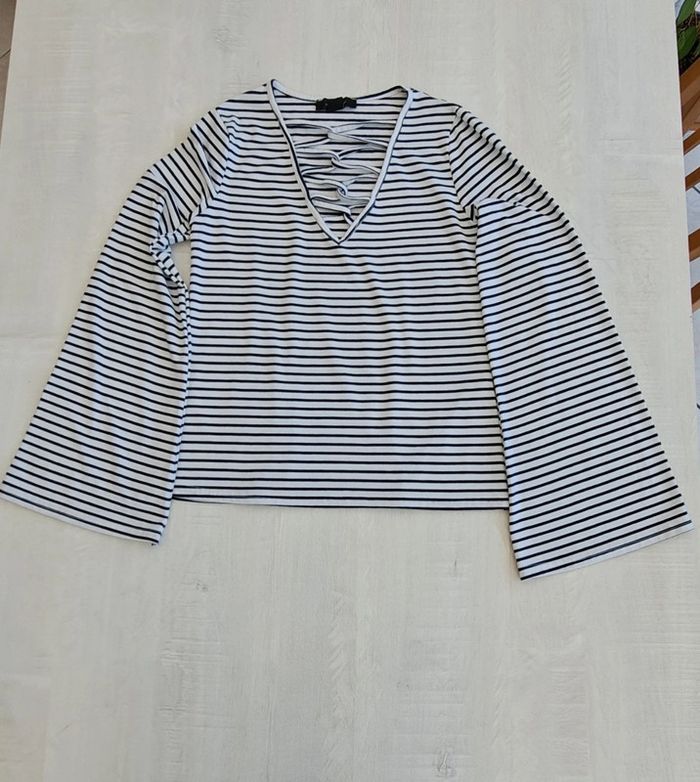 Blouse marinière Atmosphère - taille 32 - manches évasées- décolleté en V laçage - mi-saison