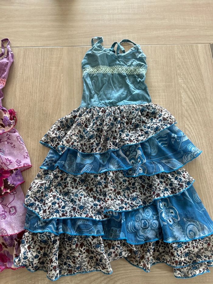 2 robes T.3-4 ans - photo numéro 2