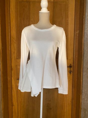 Sweat blanc habillé avec jupette latérale taille S