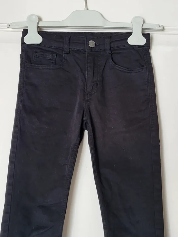 Jean slim noir Kiabi neuf - photo numéro 2
