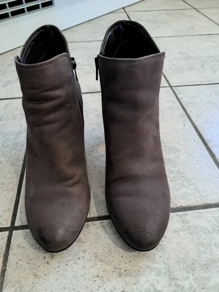 Bottines à talons camel, pointure 41 - photo numéro 2