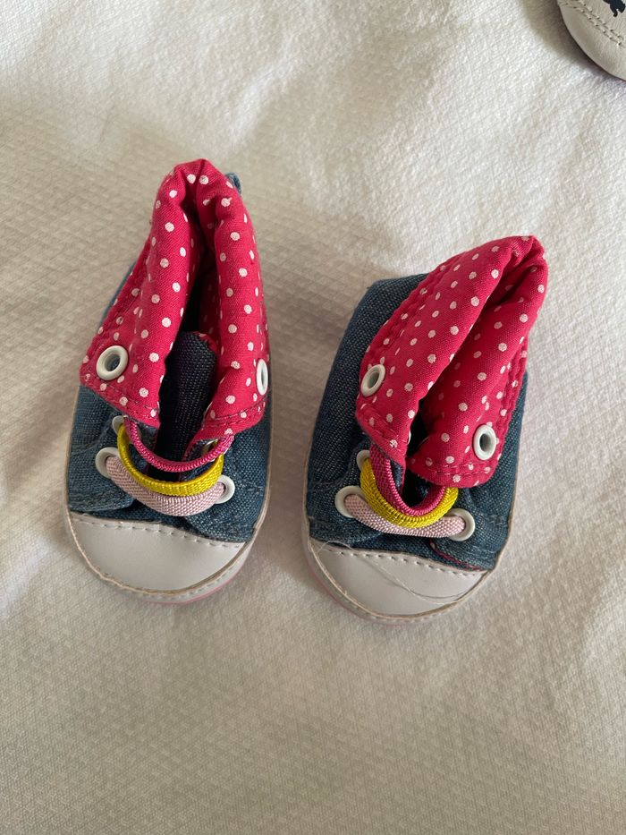 👶 Lot chaussures bébé fille – Taille 3-6 mois - photo numéro 3