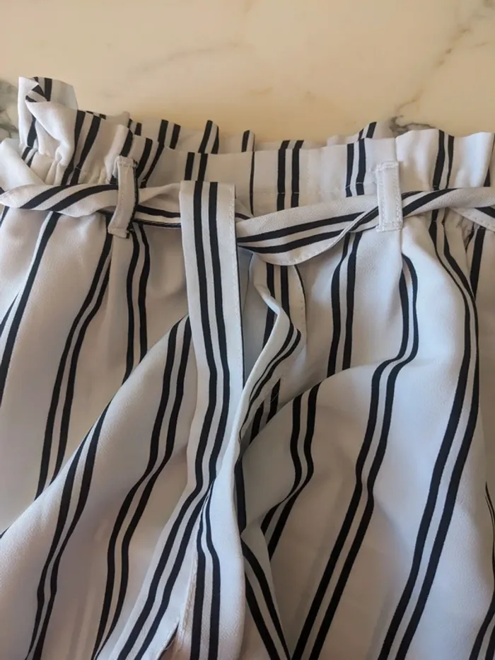 Pantalon rayé noir et blanc kiabi - photo numéro 4