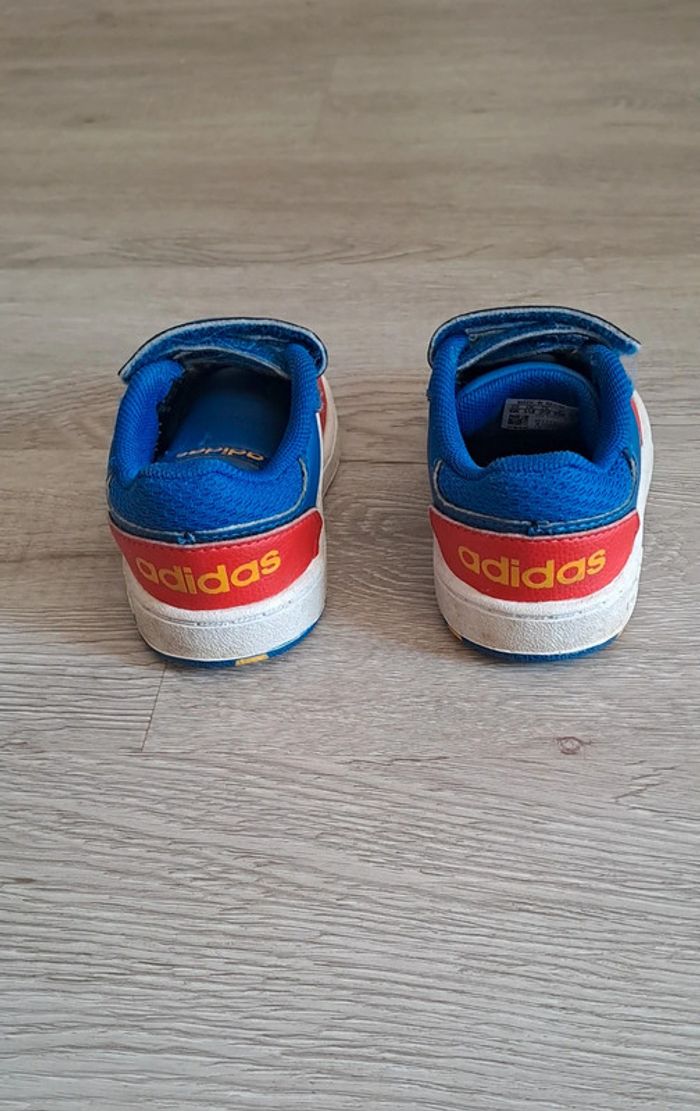 Baskets garçon pointure 22 - photo numéro 5