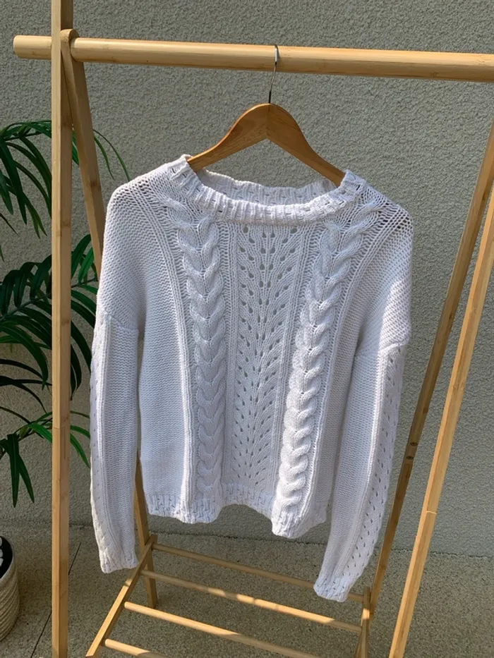 Beau pull blanc en maille Camaïeu