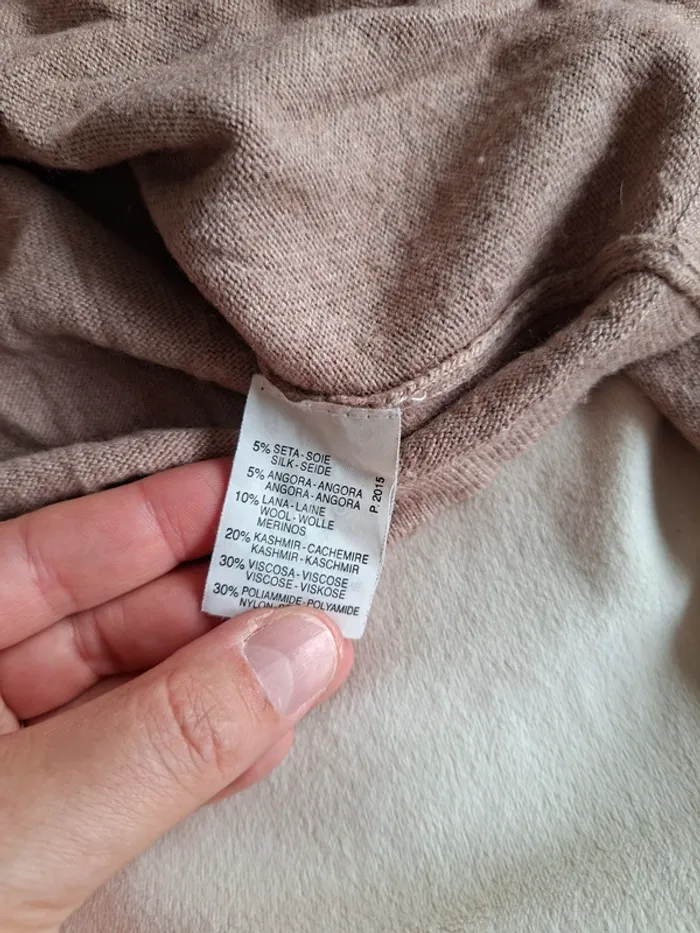 pull femme marron, en laine, taille S, col en V, en très bon état - photo numéro 2