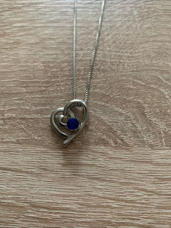 Collier coeur en strass bleu