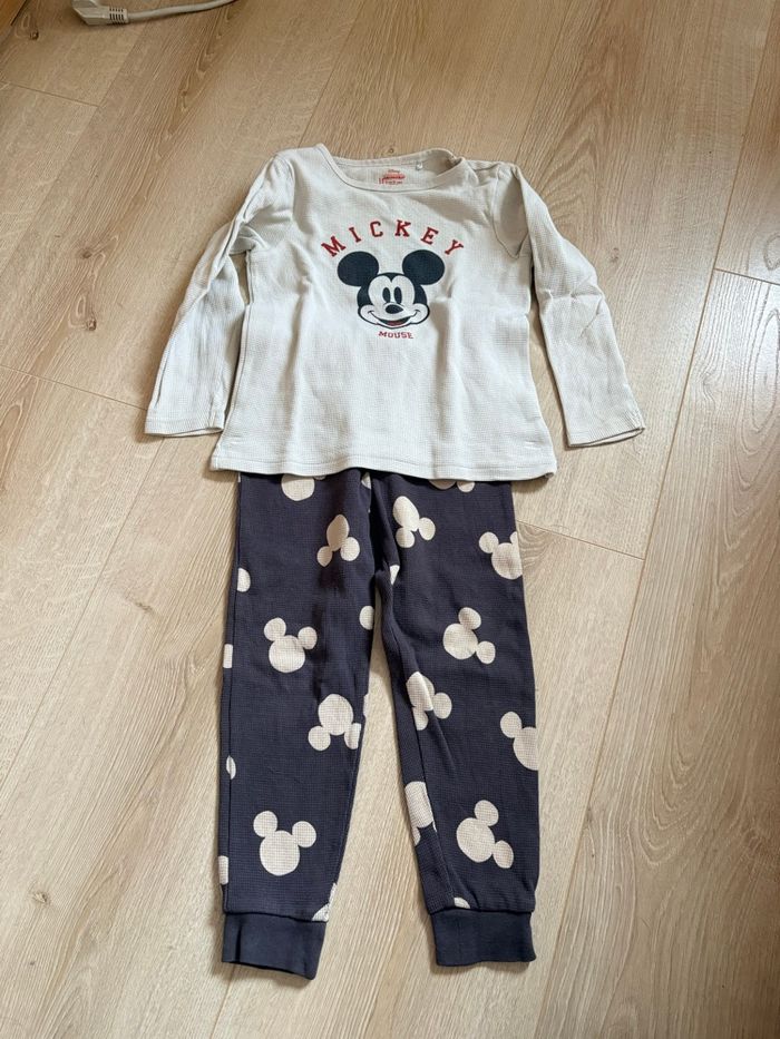 Pyjama - photo numéro 2