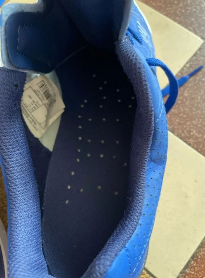 Chaussures Futsal 42 - photo numéro 2