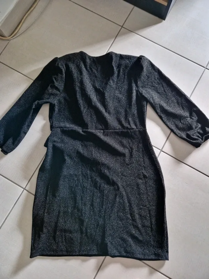 Robe paillettée - photo numéro 2