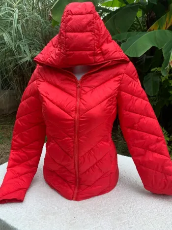 Doudoune Teddy smith à capuche manches longues rouge