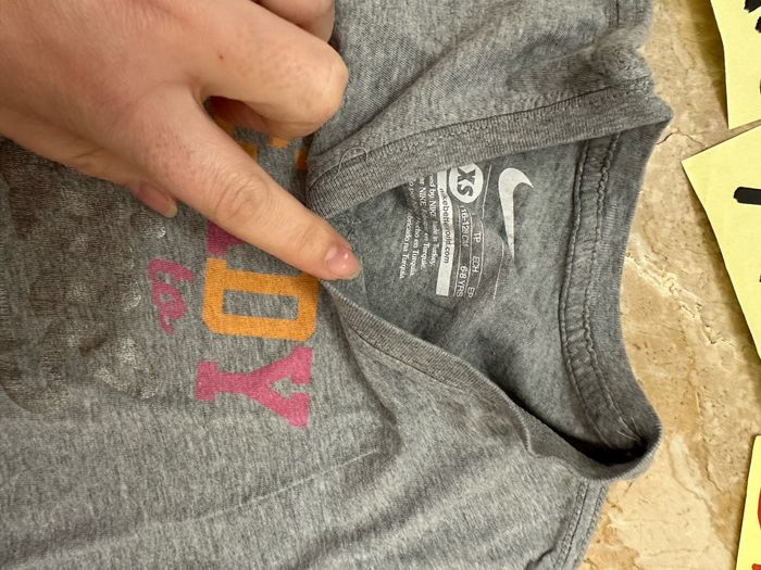 T shirt Nike 6-8 ans - photo numéro 3