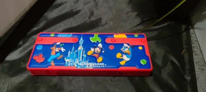 Plumier/ trousse vintage Disneyland Paris