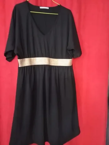 Robe femme taille 42/44 (306)