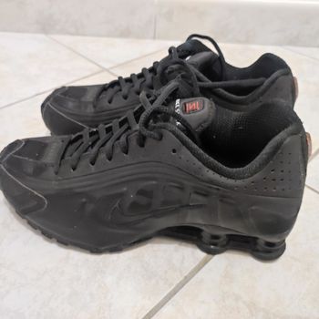 Nike Shox