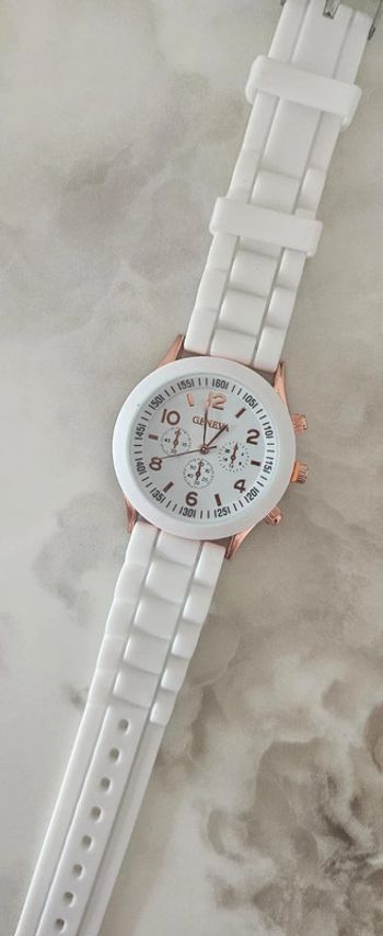 Montre blanche