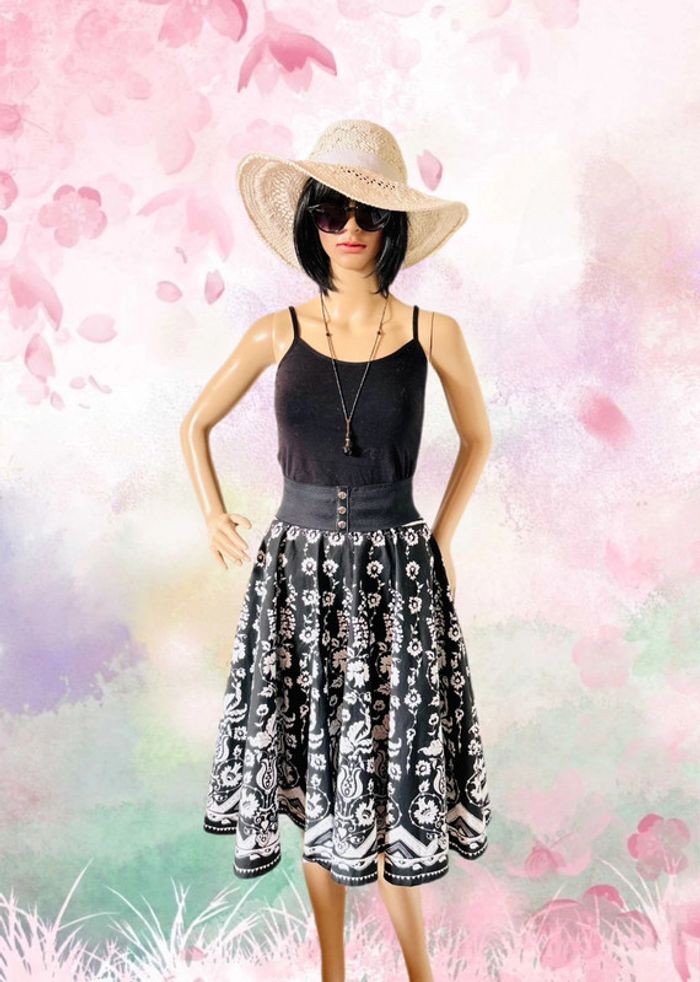 🖤🌿Jupe volante vintage fleurie baroque floral black white mid-length skirt🌿🖤 - photo numéro 5