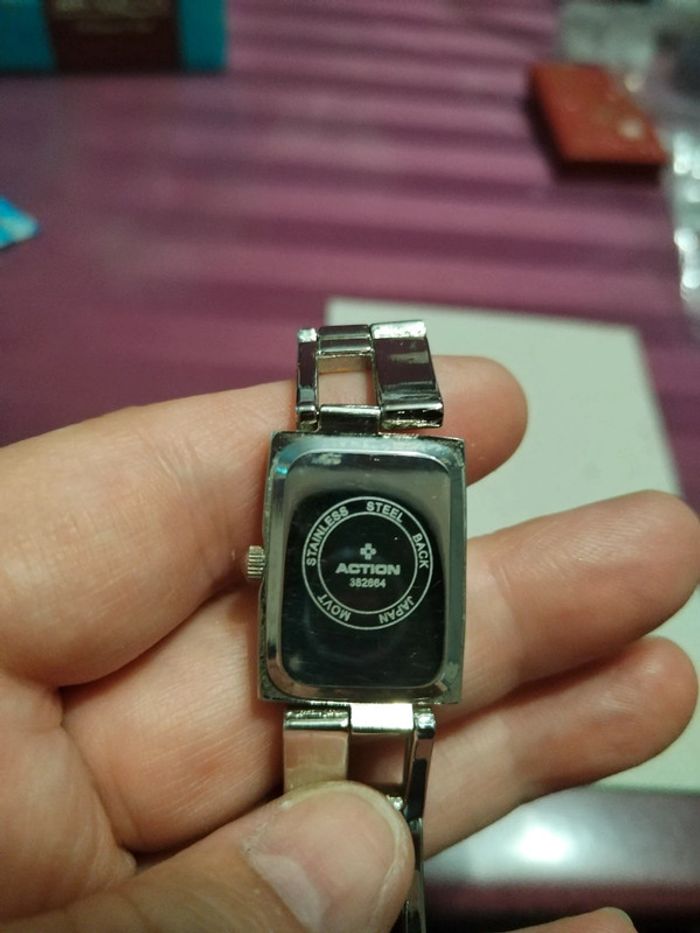 Petite montre femme - photo numéro 10