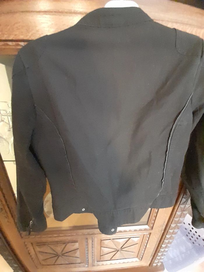 Veste noire - photo numéro 5