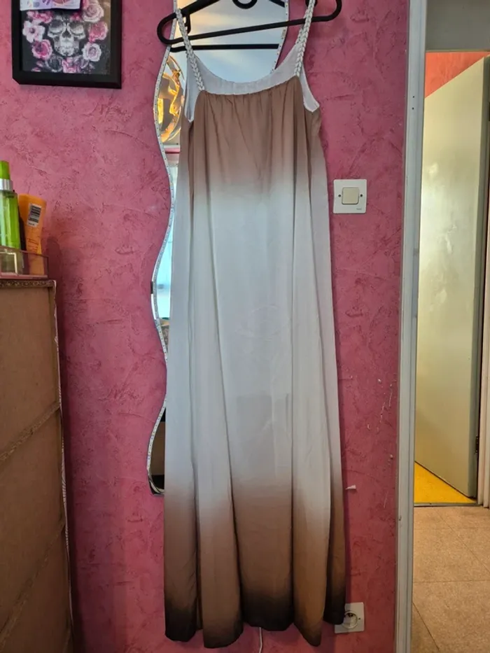 Robe longue - photo numéro 2