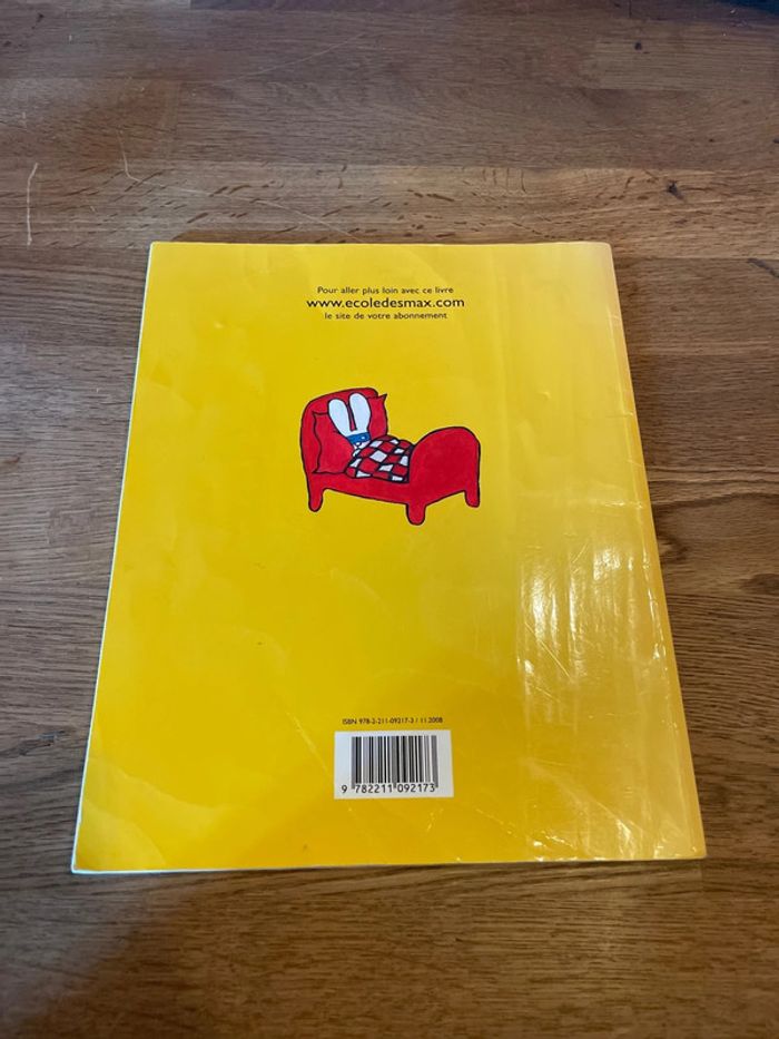 Livre L’école des Loisirs Simon le lapin SuperLapin - photo numéro 3