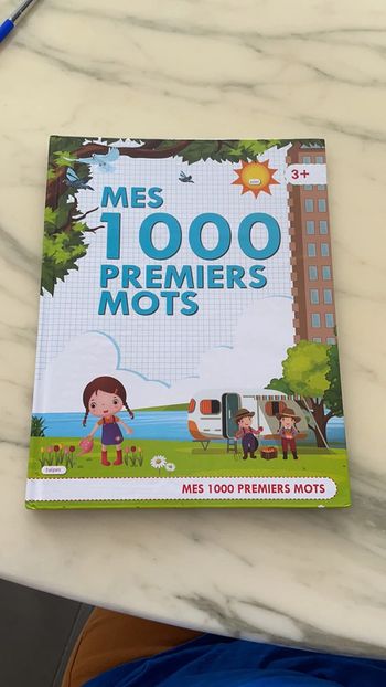 Livre imagier les 1000 premiers mots