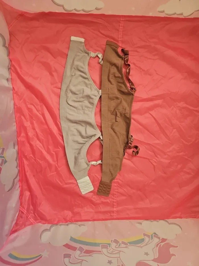 Lot 2 brassières allaitement