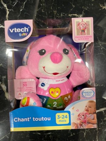 Chant toutou hochet rose neuf